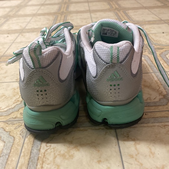 5.5 Womens Addis’s Firepower Trail Running Shoes - Picture 4 of 5